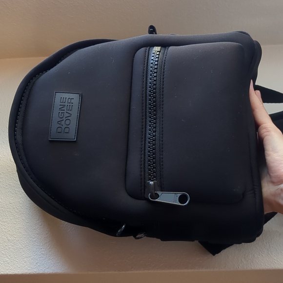 Like new Danger Dover Small Dakota backpack in black neoprene - Picture 11 of 12